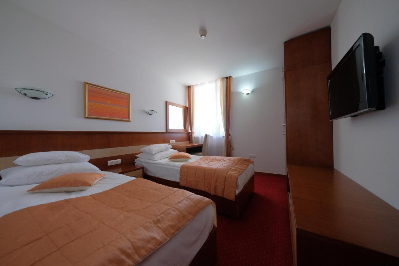 Motel Mujanic Sarajevo Mostarsko Raskrsce Extérieur photo
